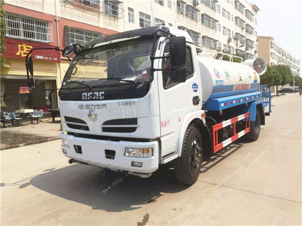 東風(fēng)福瑞卡抑塵車