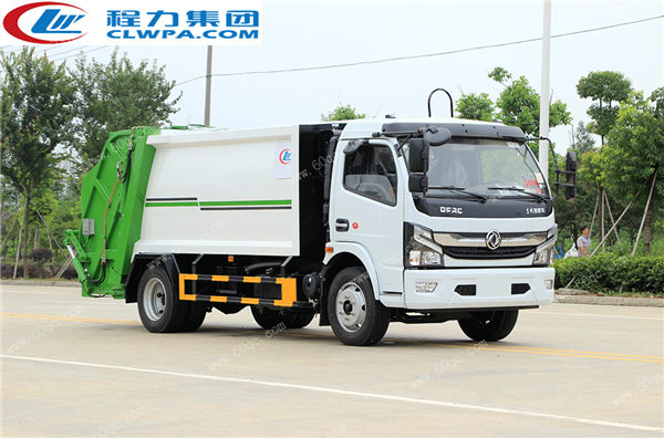 國六東風凱普特壓縮垃圾車交付煙臺某鄉(xiāng)村居委會