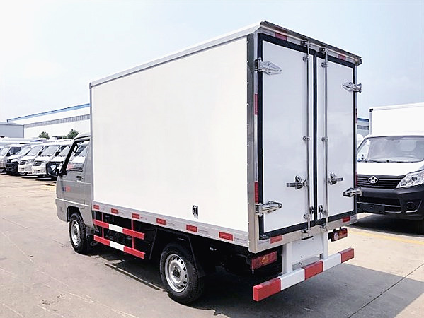 福田馭菱VQ1冷藏車