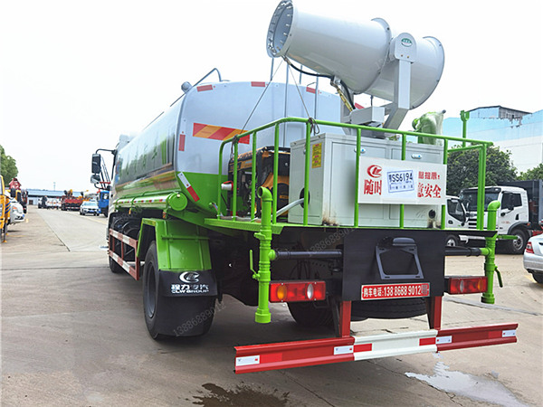 東風(fēng)天錦霧炮灑水車
