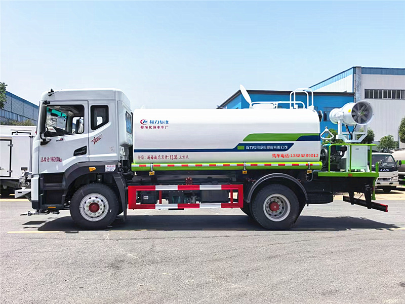 東風多利卡D9霧炮車